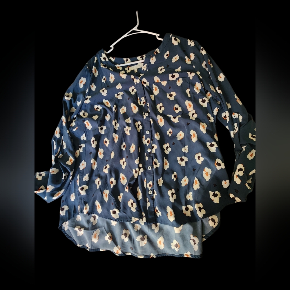Skies Are Blue Navy Floral Blouse